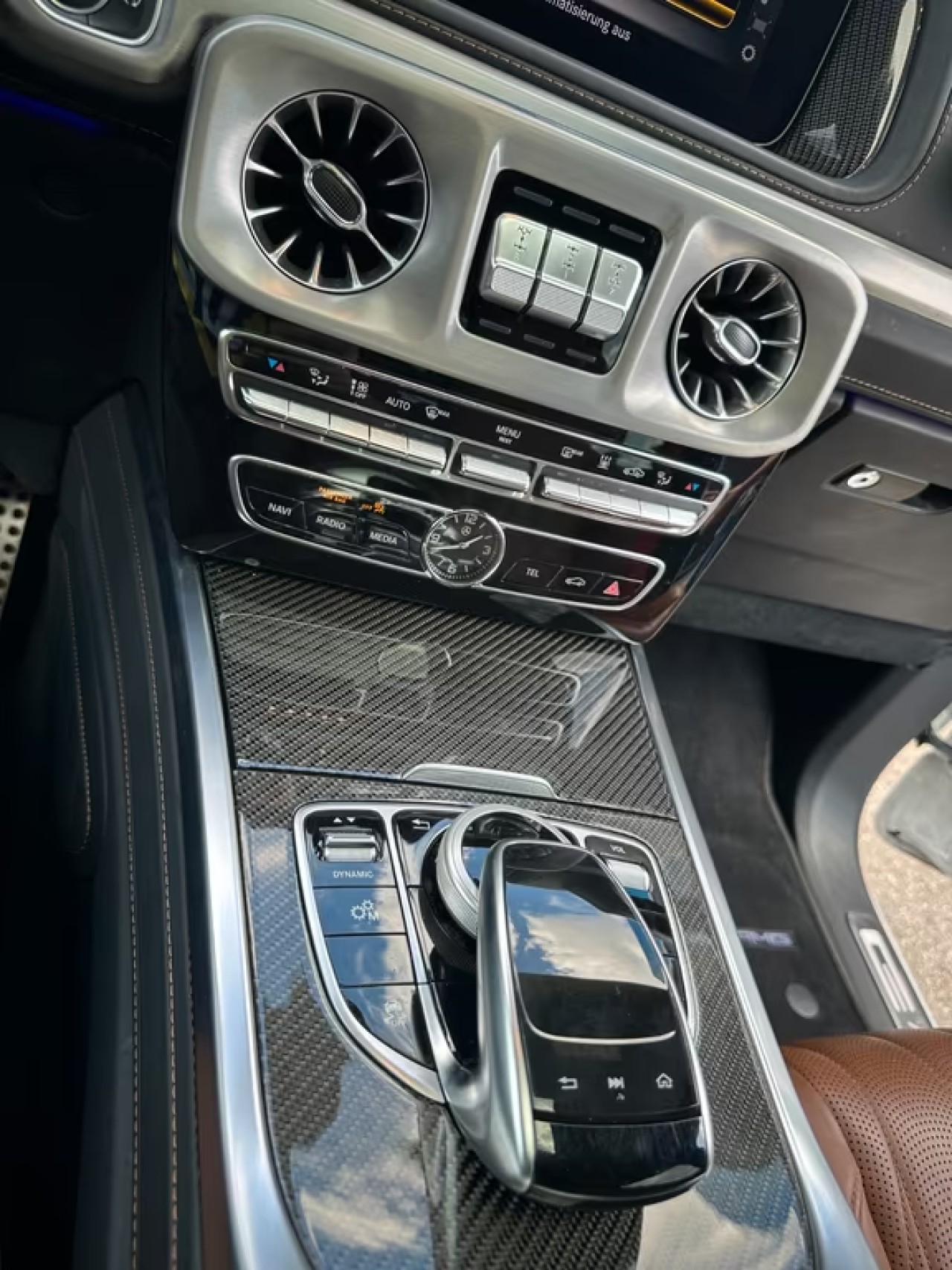 Mercedes-Benz G 400d AMG - foto 16
