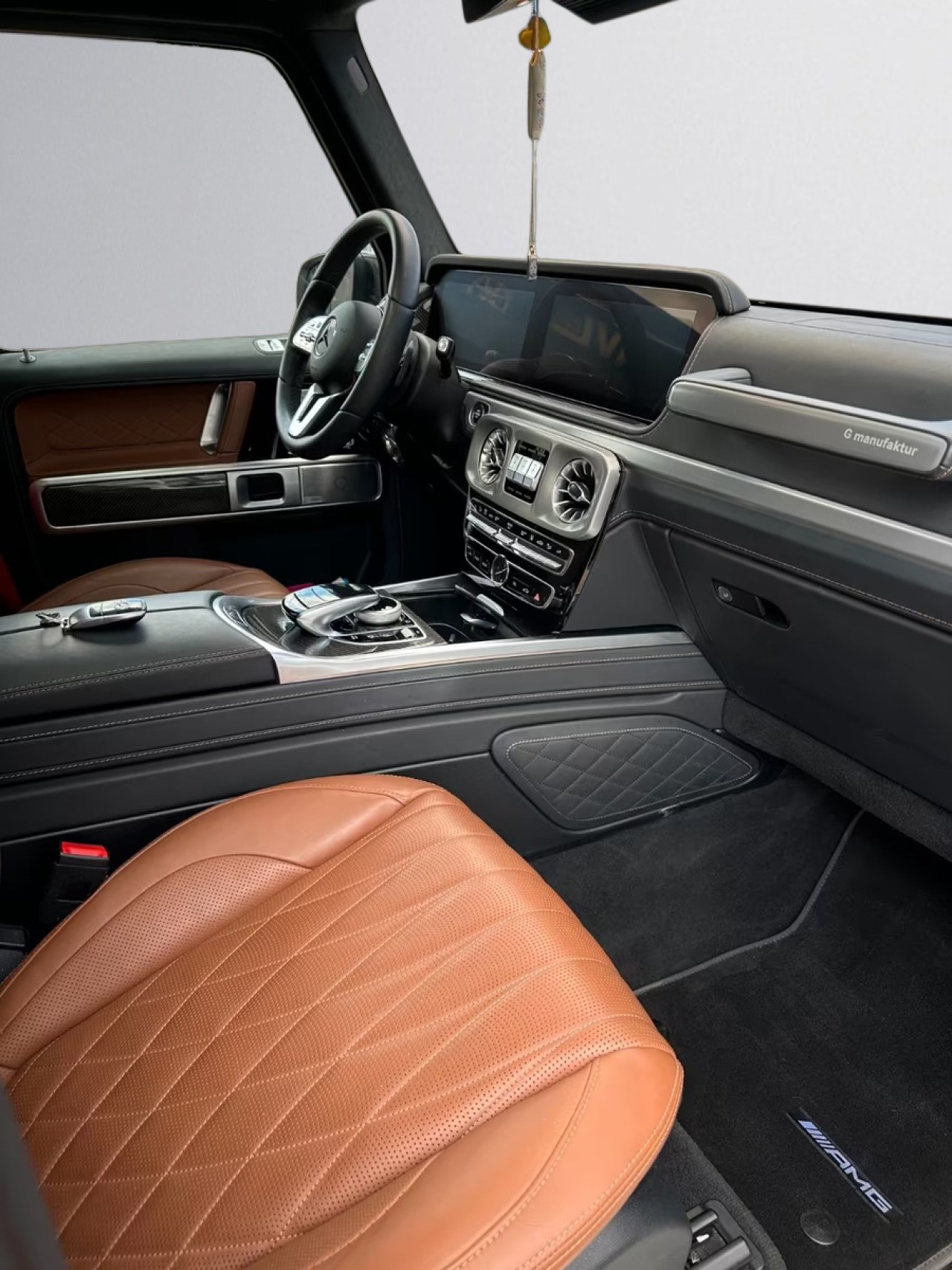 Mercedes-Benz G 400d AMG - foto 12