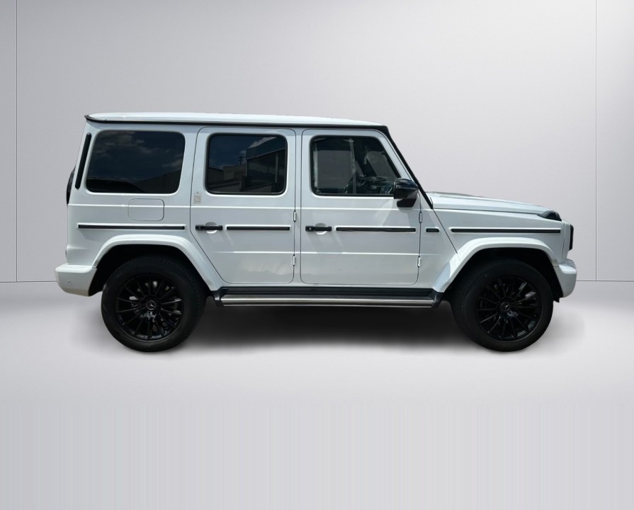 Mercedes-Benz G 400d AMG (2)