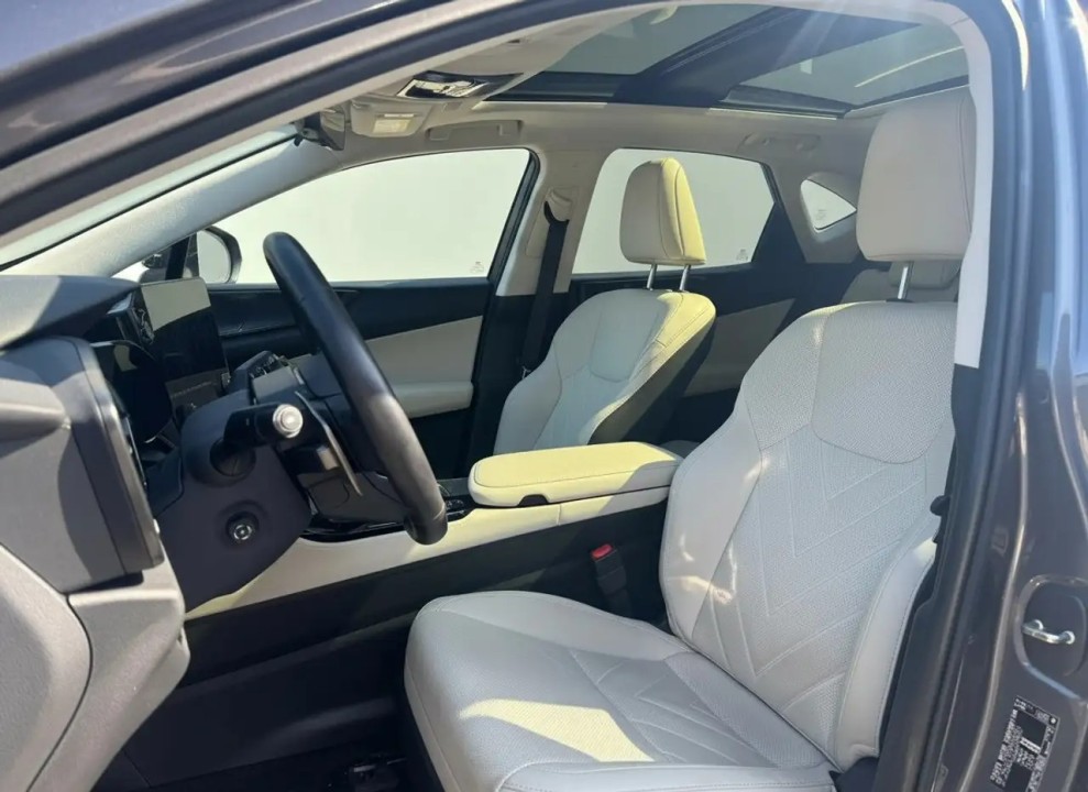 Lexus Seria NX 350h AWD President - foto 7