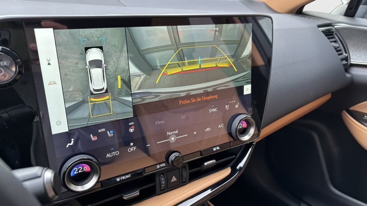 Lexus Seria NX 350h - foto 12