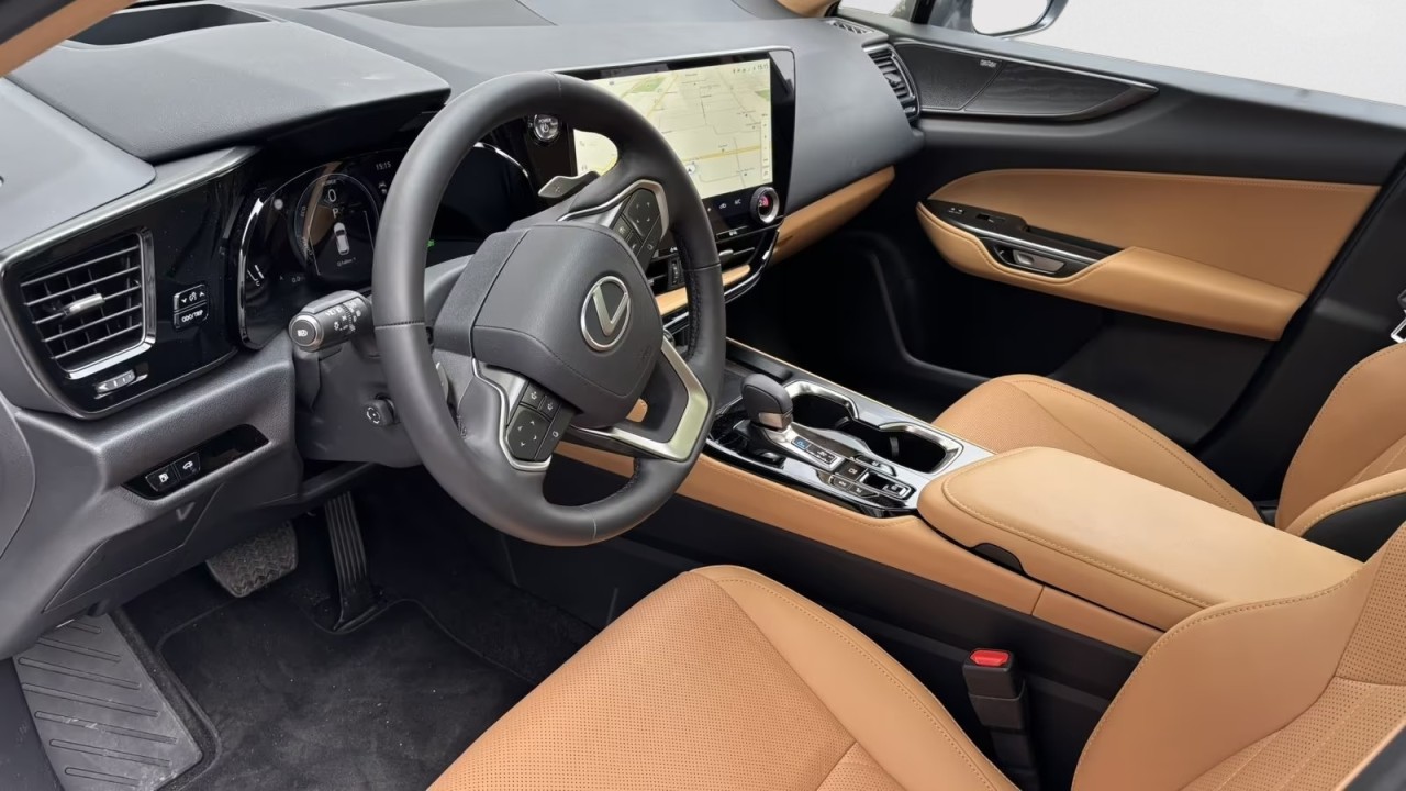 Lexus Seria NX 350h - foto 6