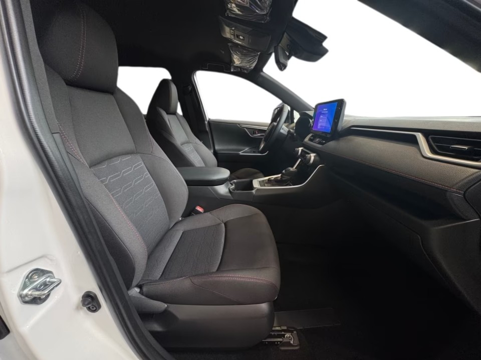 Toyota RAV4 - foto 12