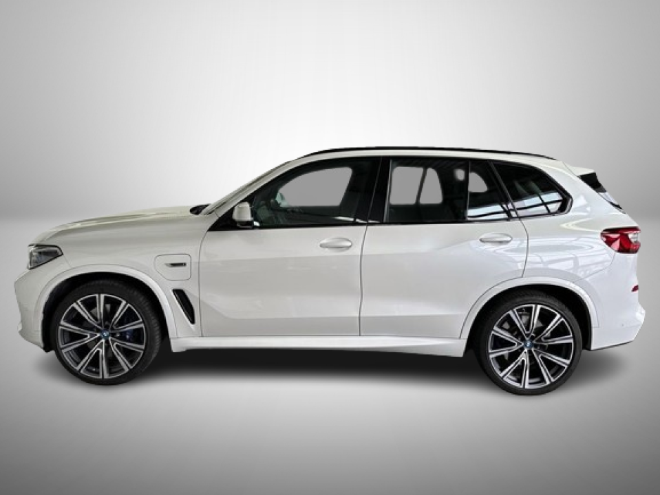 BMW X5 xDrive45e M-Sport (5)