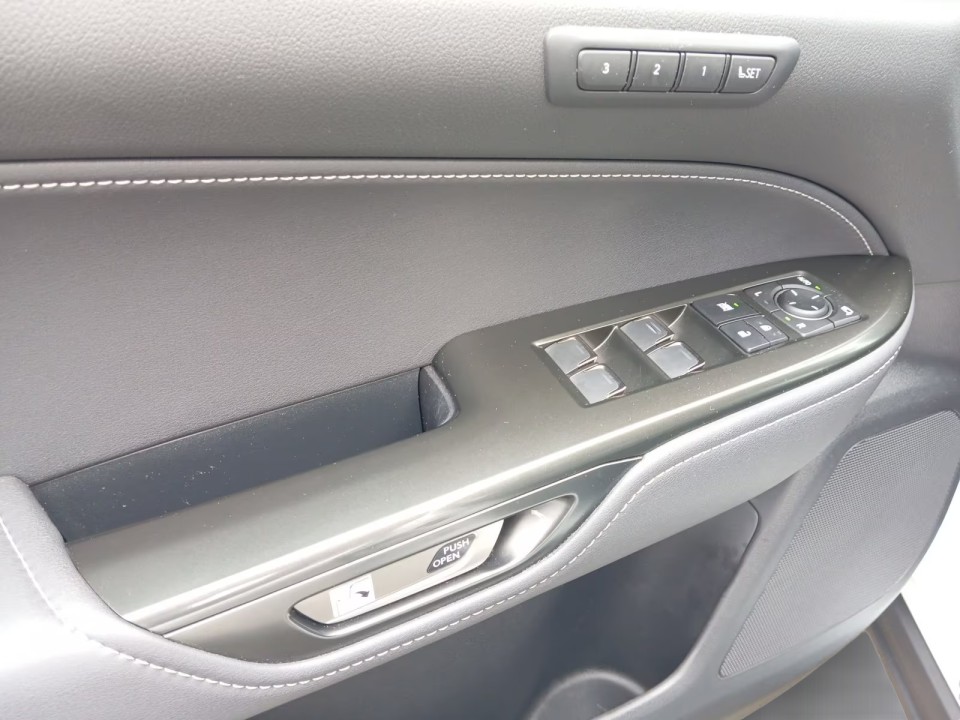 Lexus Seria NX 350h Executive - foto 16