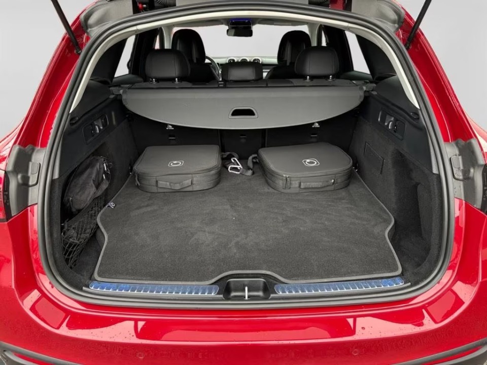 Mercedes-Benz GLC 300de 4MATIC AMG - foto 16