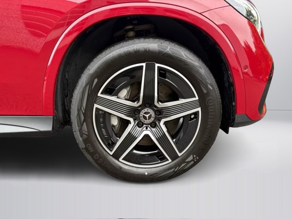 Mercedes-Benz GLC 300de 4MATIC AMG - foto 17