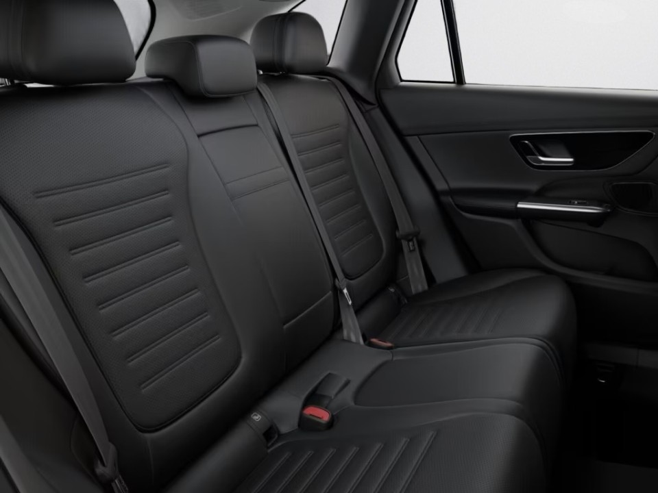 Mercedes-Benz GLC 300e 4MATIC AMG - foto 7