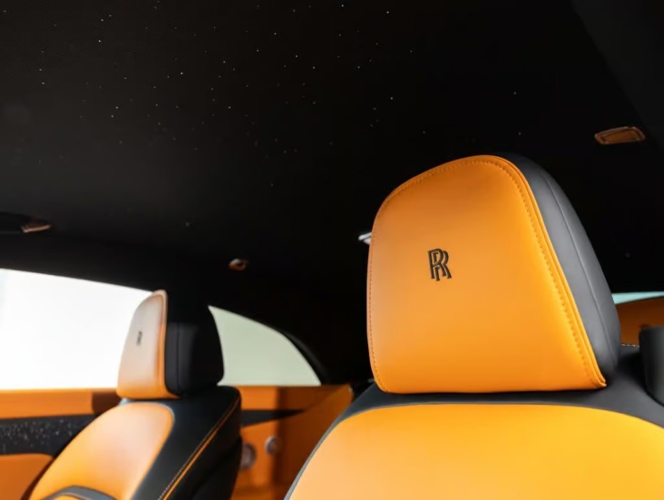Rolls-Royce Spectre - foto 12