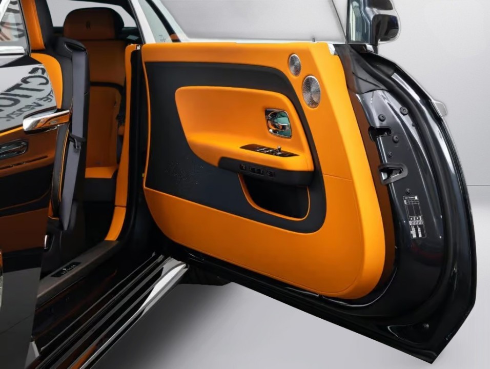 Rolls-Royce Spectre - foto 15