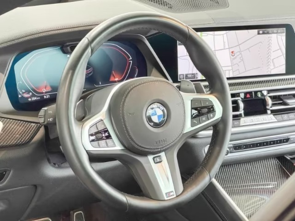 BMW X6 M50i xDrive - foto 10