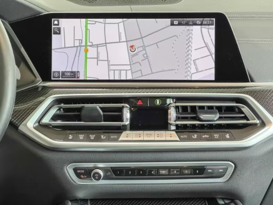 BMW X6 M50i xDrive - foto 15