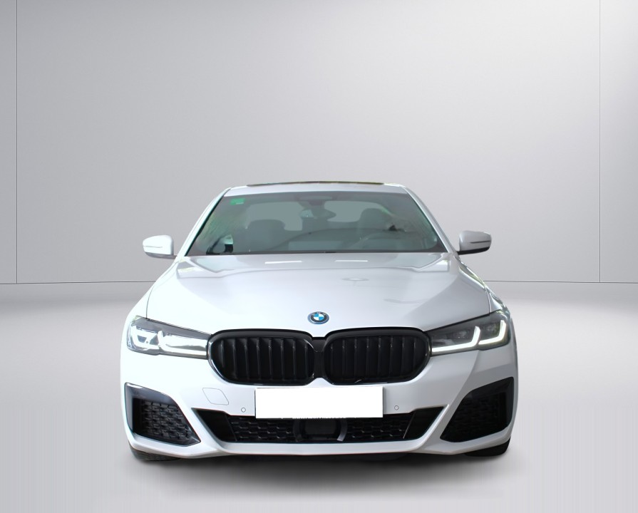 BMW Seria 5 545e xDrive M-Sport - foto 7