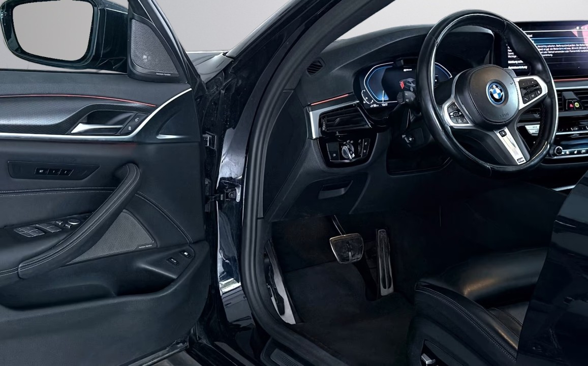 BMW Seria 5 545e xDrive M Sport - foto 9