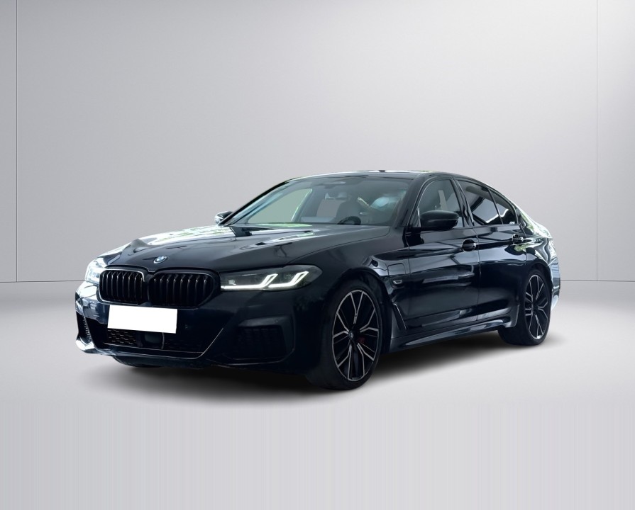 BMW Seria 5 545e xDrive M Sport (5)