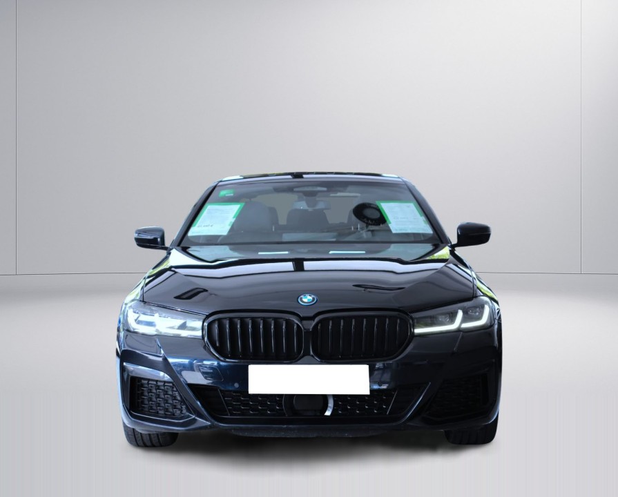 BMW Seria 5 545e xDrive M Sport (5)