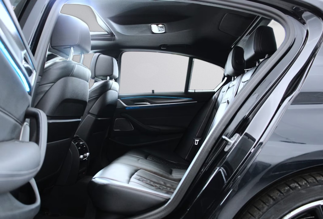 BMW Seria 5 545e xDrive M Sport - foto 9