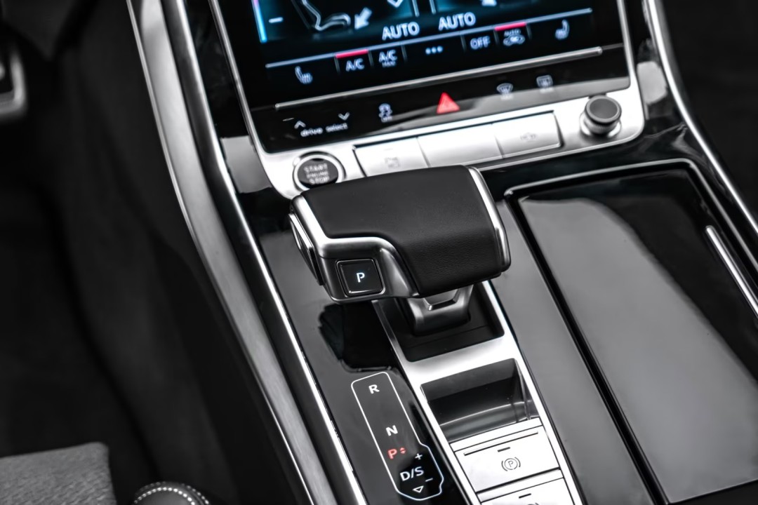 Audi Q7 TDI Quattro S line - foto 11