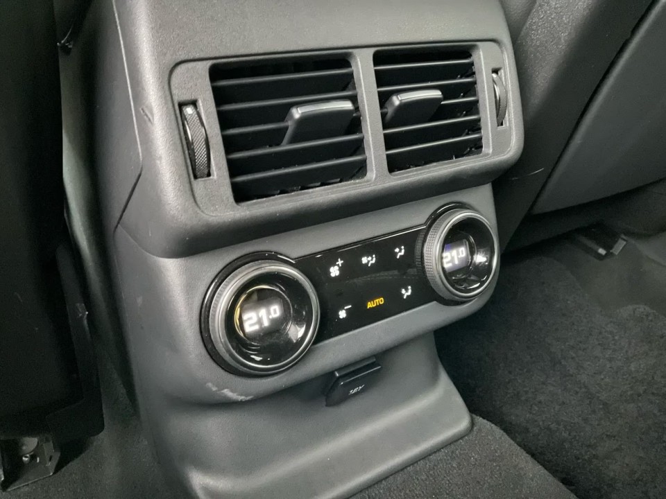Land Rover Range Rover Velar - foto 18