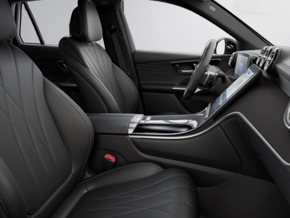 Mercedes-Benz GLC 300e 4MATIC AMG - foto 9