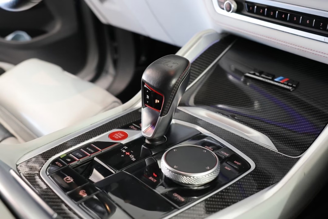 BMW X6 M Competition - foto 14