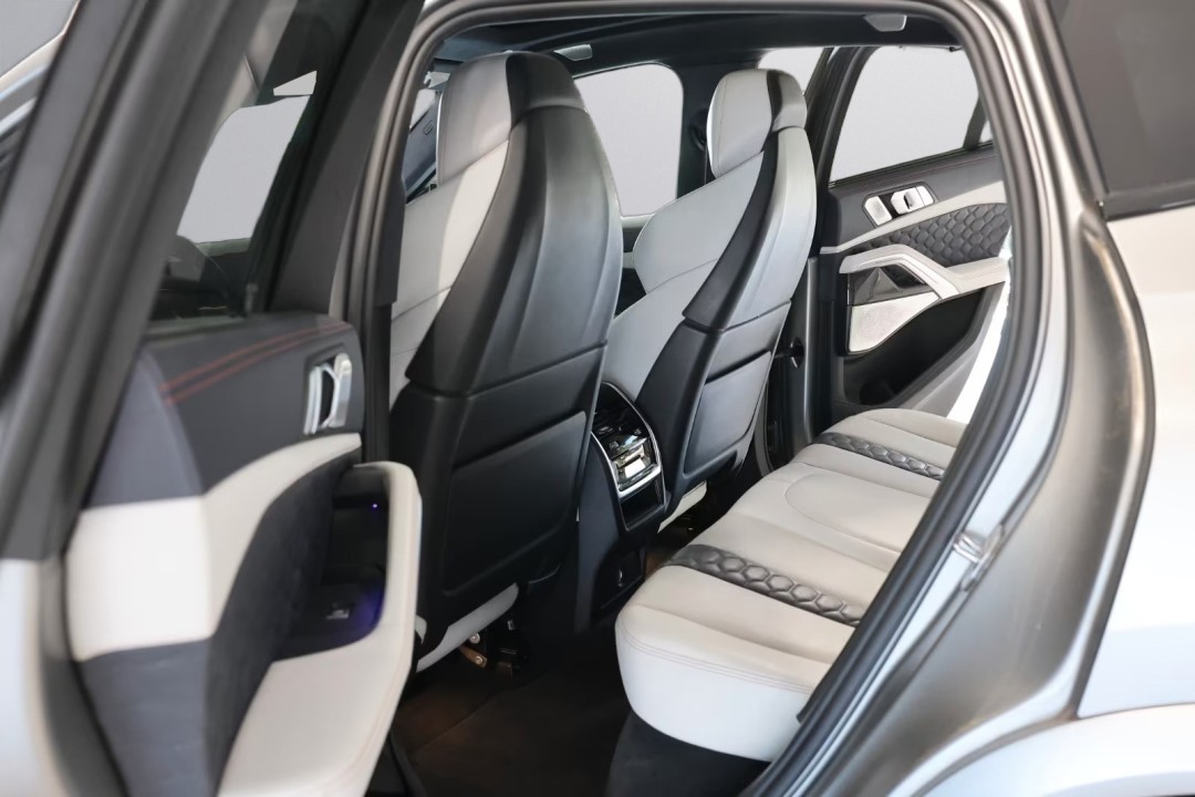 BMW X6 M Competition - foto 29