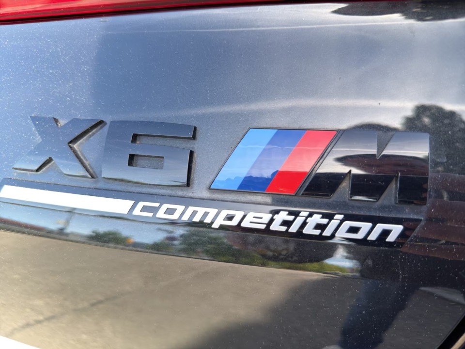 BMW X6 M Competition - foto 32