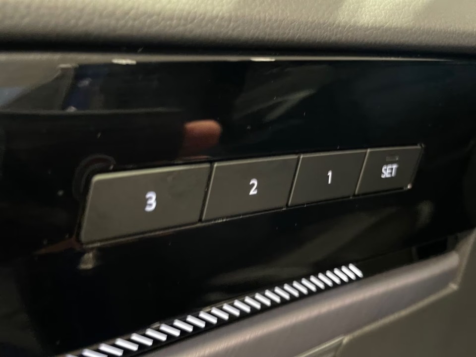 Volkswagen Touareg R-Line - foto 11