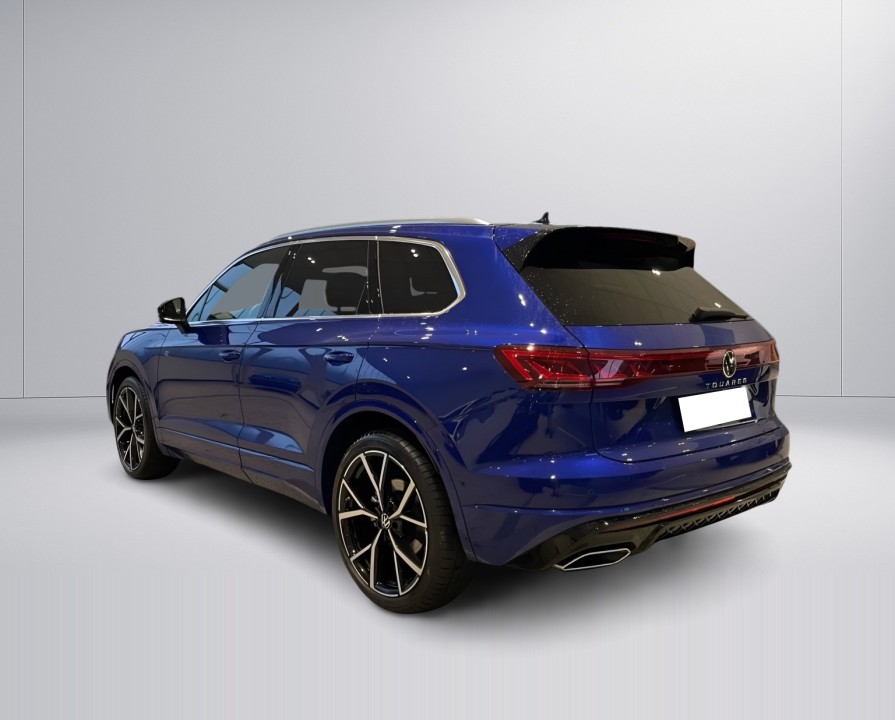 VOLKSWAGEN Touareg 2024 — imagine 3