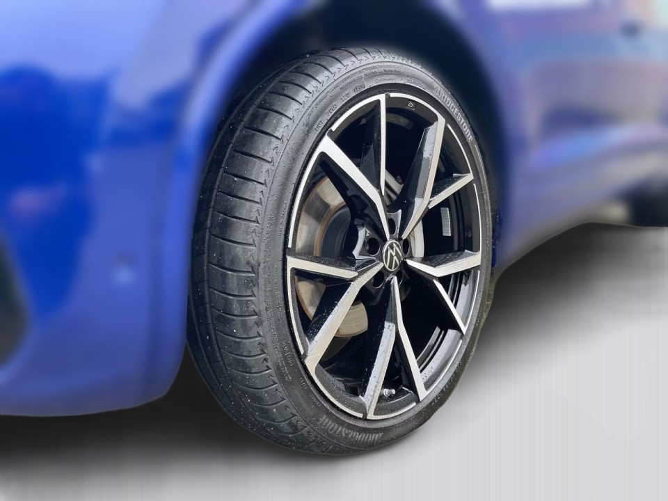 VOLKSWAGEN Touareg 2024 — imagine 20
