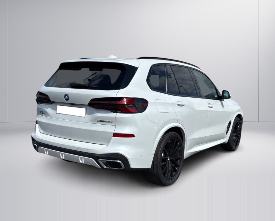 BMW X5 xDrive50e (4)