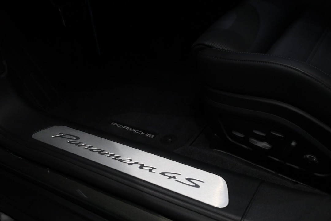 Porsche Panamera 4S E-Hybrid - foto 23