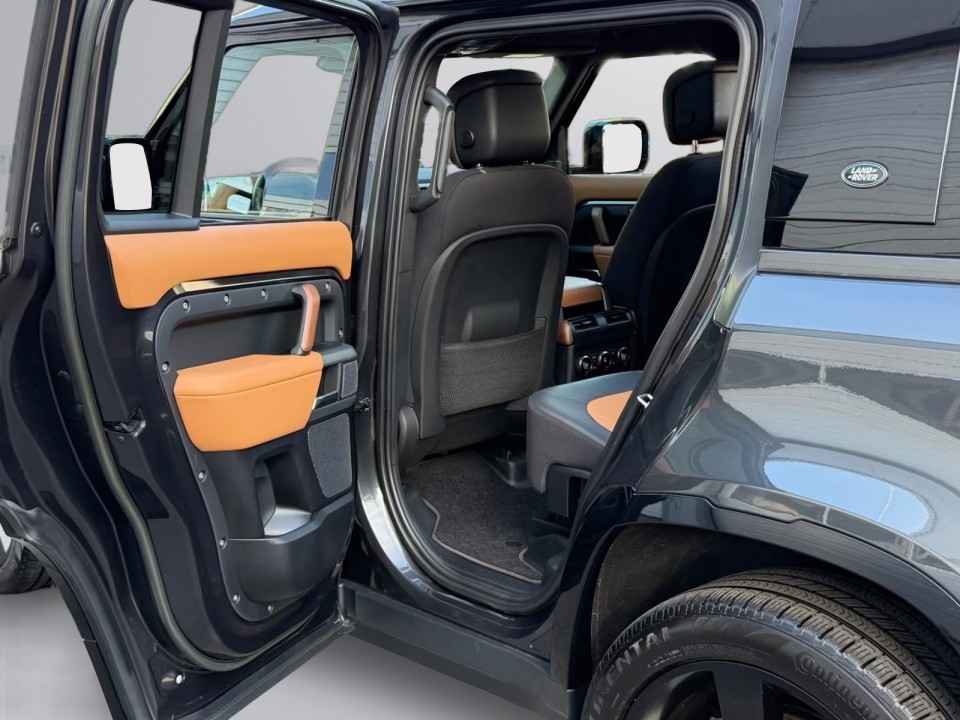 Land Rover Defender P400 - foto 23
