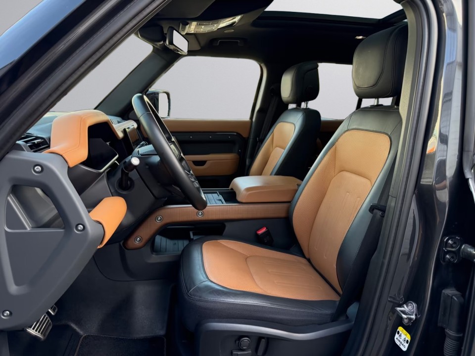 Land Rover Defender P400 - foto 14