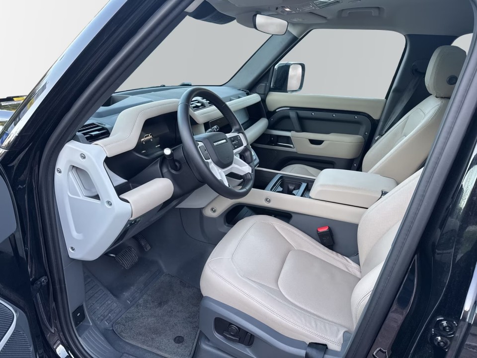 Land Rover Defender P400 - foto 7