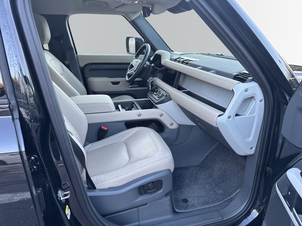 Land Rover Defender P400 - foto 10