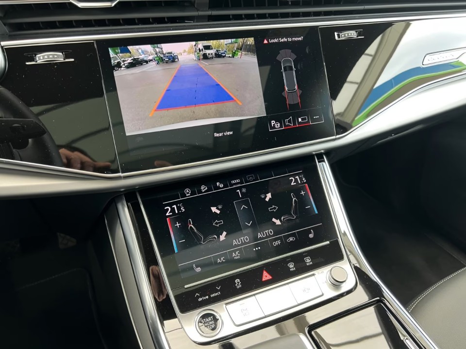 Audi Q7 45 TDI Quattro S-line - foto 18