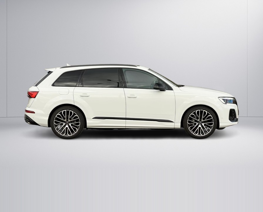 Audi Q7 45 TDI Quattro S-line (2)