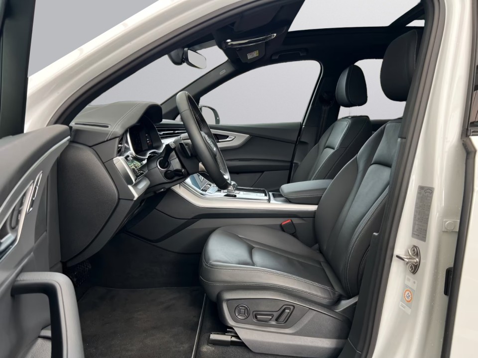Audi Q7 45 TDI Quattro S-line - foto 9