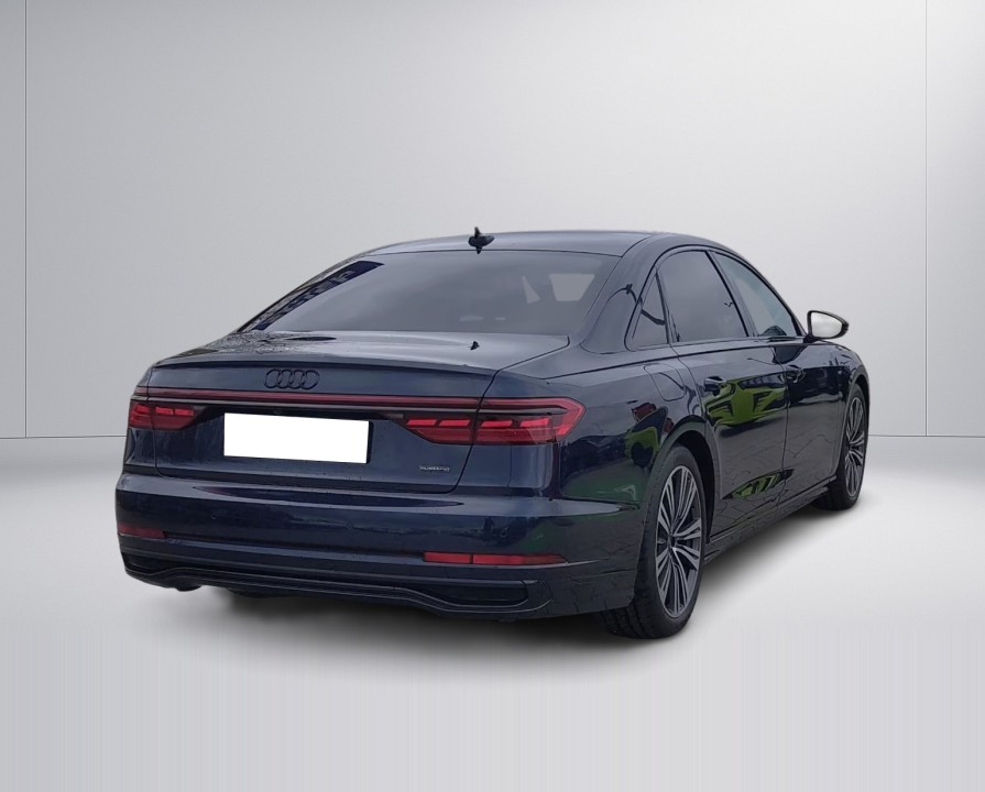 Audi A8 L 60 TFSIe quattro tiptronic (2)