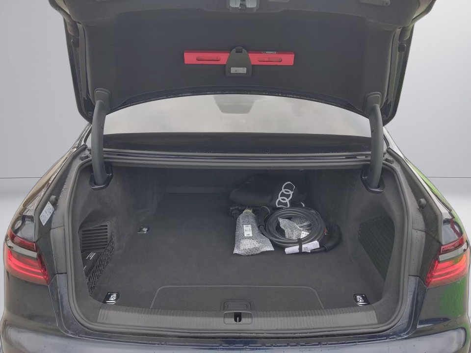 Audi A8 L 60 TFSIe quattro tiptronic - foto 14