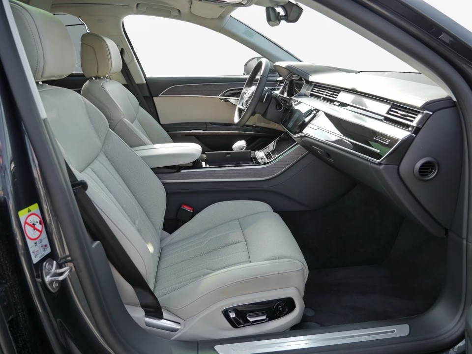 AUDI A8 2024 — imagine 17