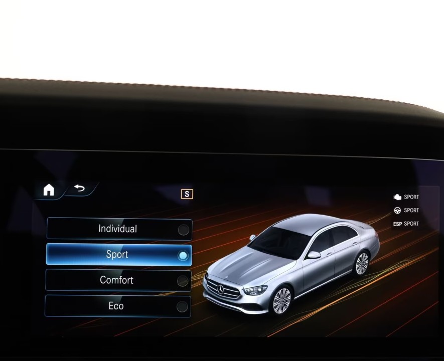 Mercedes-Benz E 220d AMG Line - foto 19