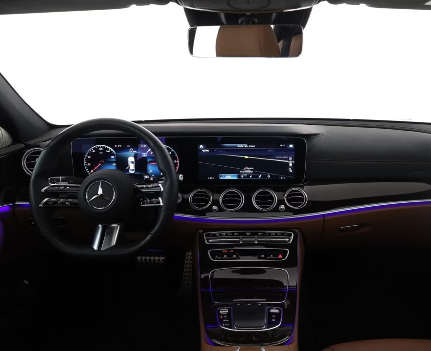 Mercedes-Benz E 220d AMG Line - foto 10