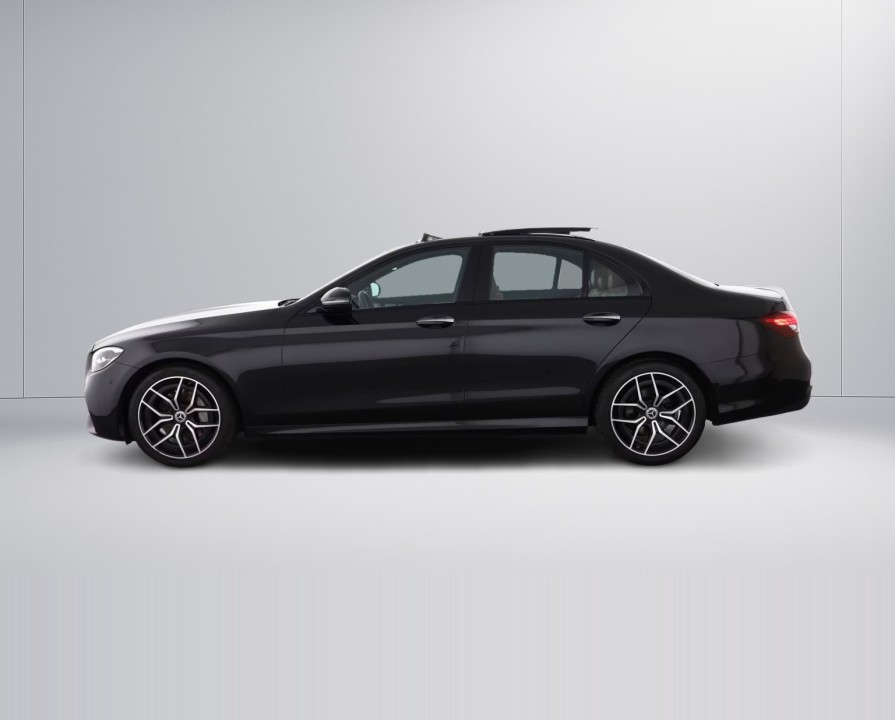 Mercedes-Benz E 220d AMG Line - foto 6
