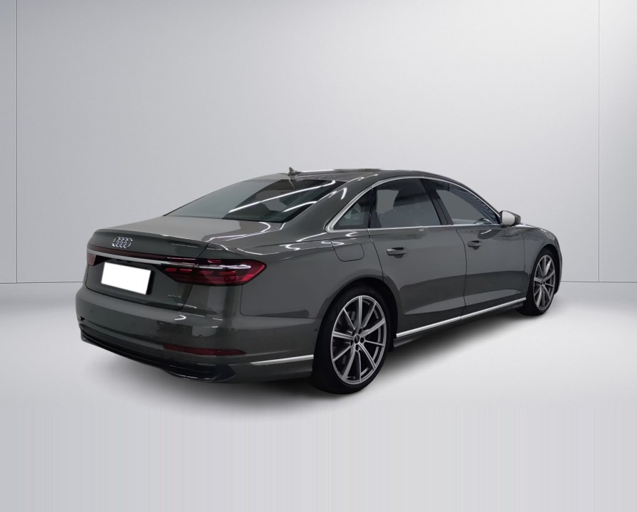 Audi A8 60 TFSIe quattro tiptronic (2)