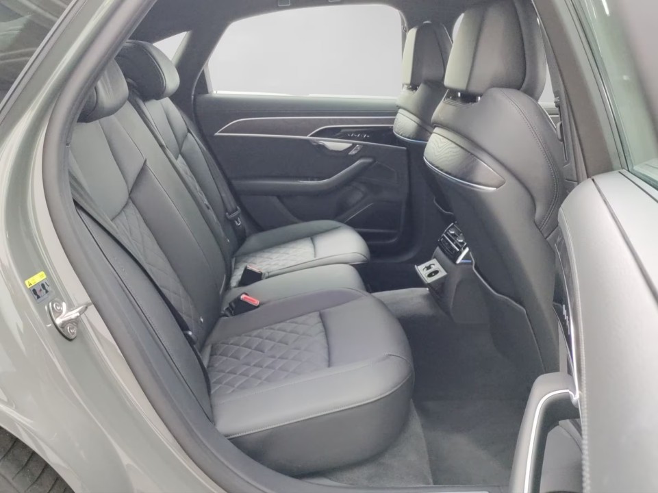 Audi A8 60 TFSIe quattro tiptronic - foto 14