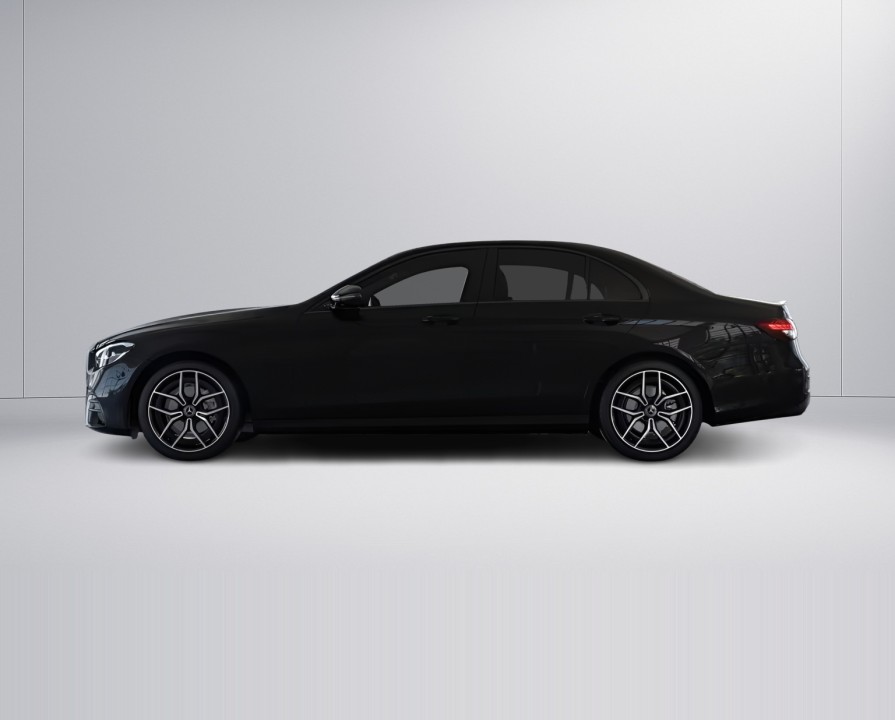 Mercedes-Benz E 220d AMG Line (3)