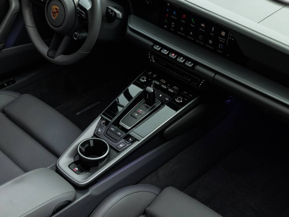 Porsche 911 Targa 4 - foto 29