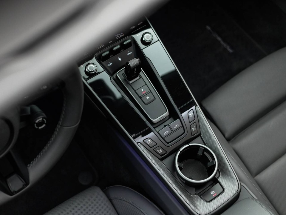 Porsche 911 Targa 4 - foto 27